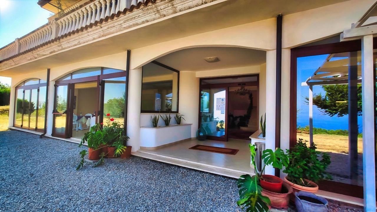 圣多米尼卡 Residenza Domus Aurea Tropea- Vista Mare酒店 外观 照片