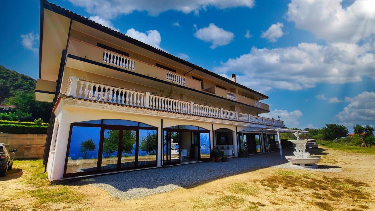 圣多米尼卡 Residenza Domus Aurea Tropea- Vista Mare酒店 外观 照片