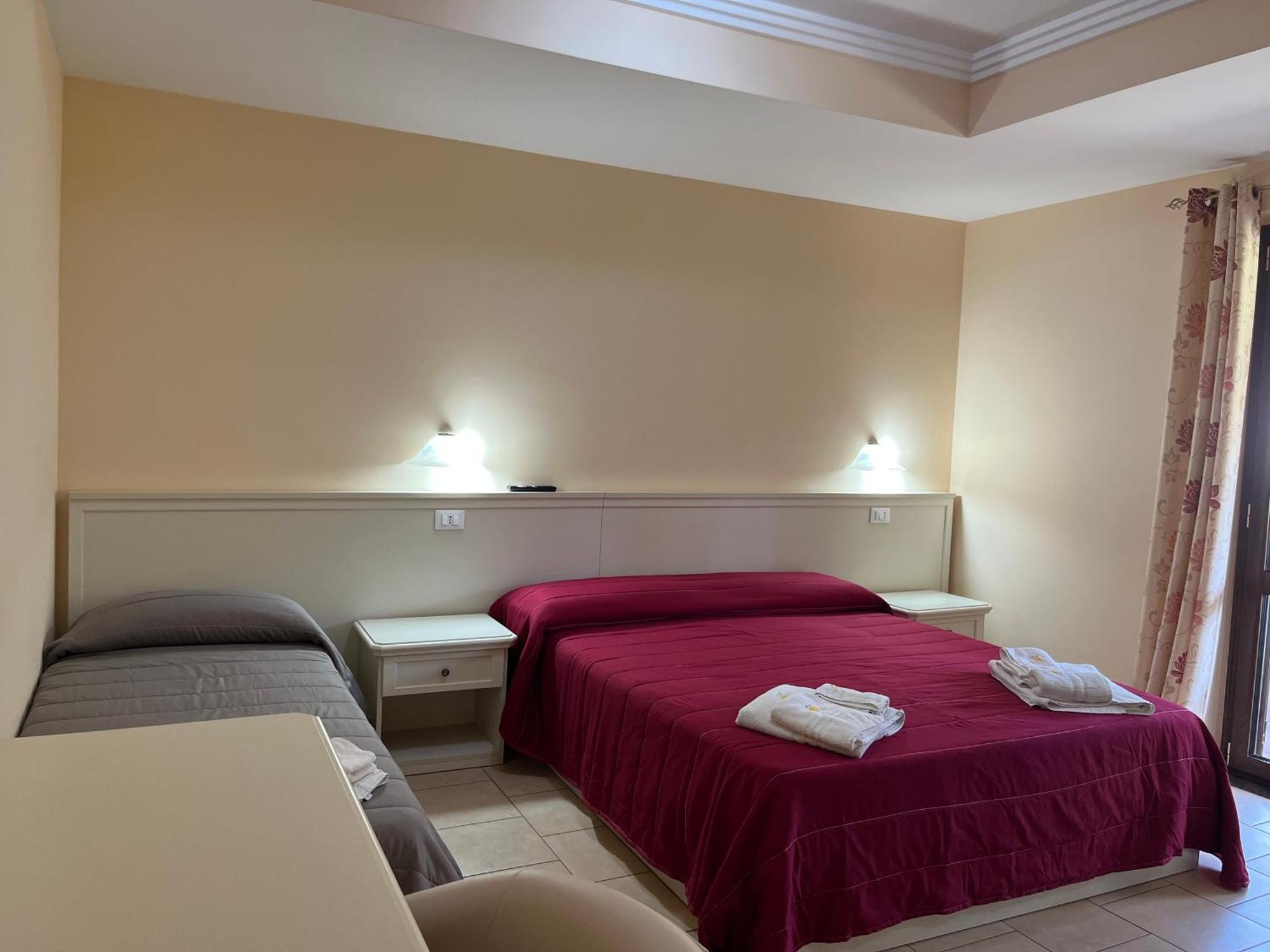 圣多米尼卡 Residenza Domus Aurea Tropea- Vista Mare酒店 外观 照片