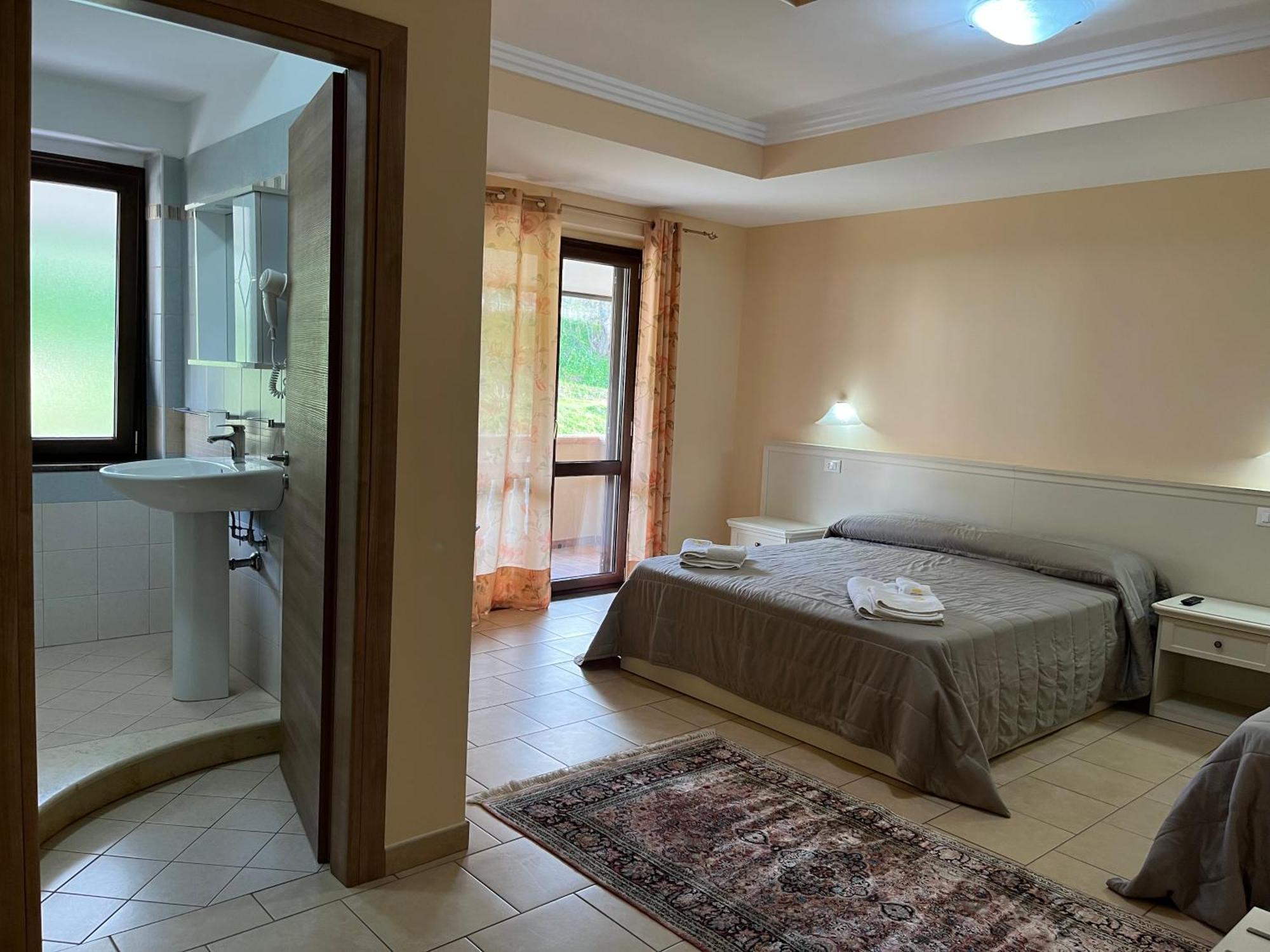 圣多米尼卡 Residenza Domus Aurea Tropea- Vista Mare酒店 外观 照片