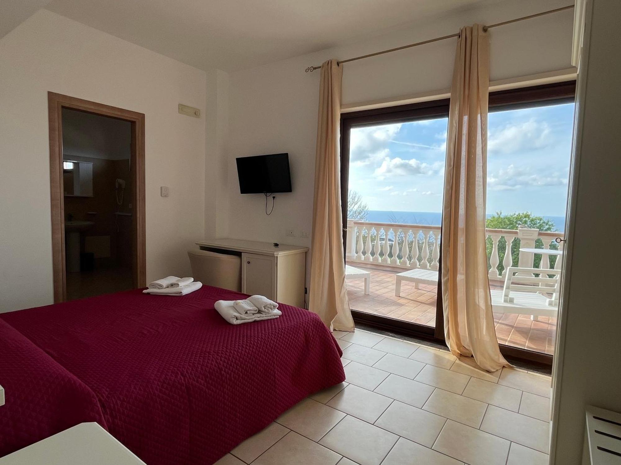 圣多米尼卡 Residenza Domus Aurea Tropea- Vista Mare酒店 外观 照片